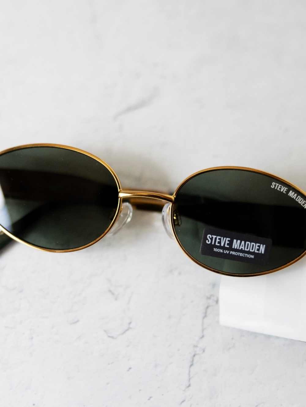 Steve Madden Mystie Sunglasses Gold Frame NEW NWT with pouch and cleaning cloth